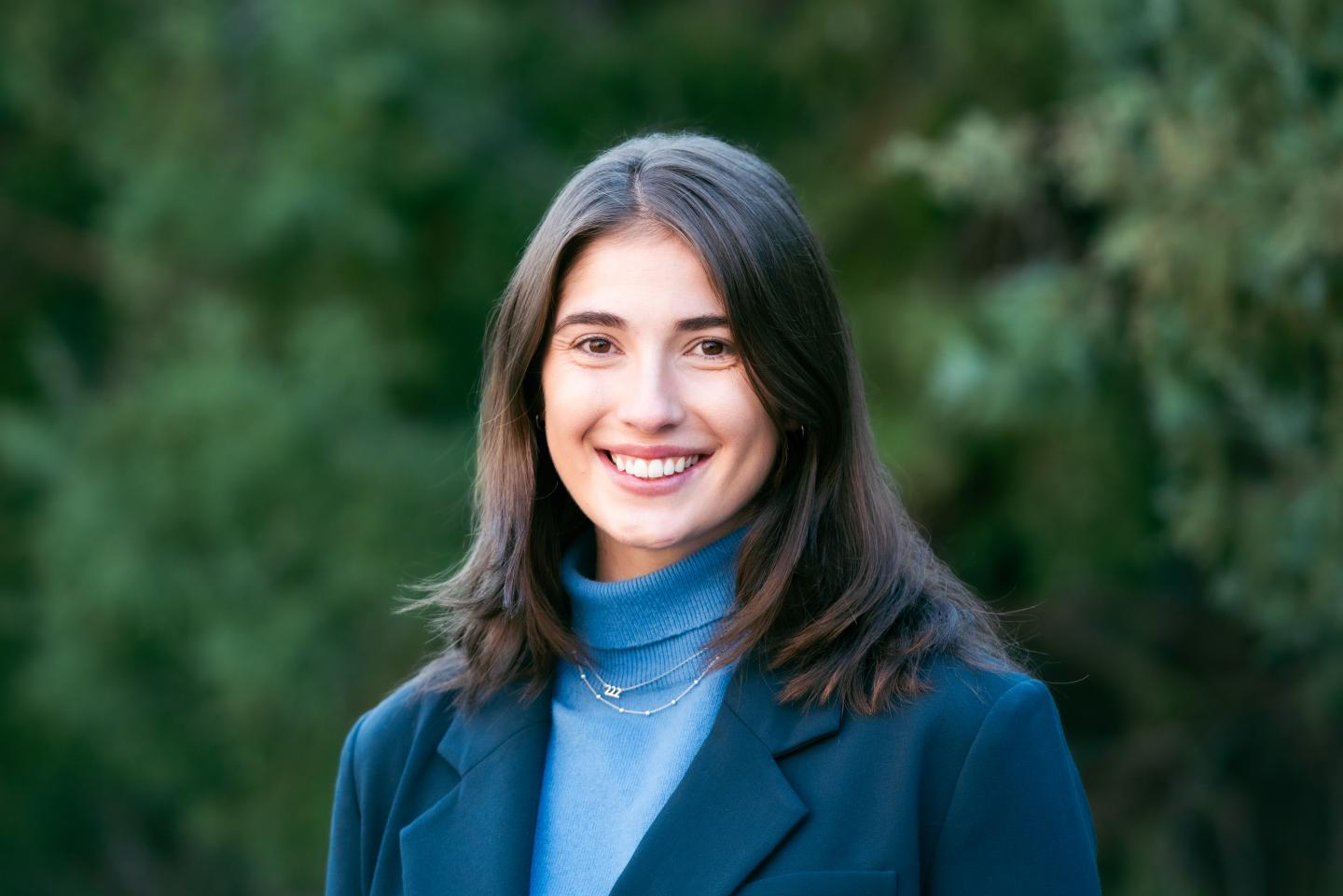 Hannah Schindler headshot